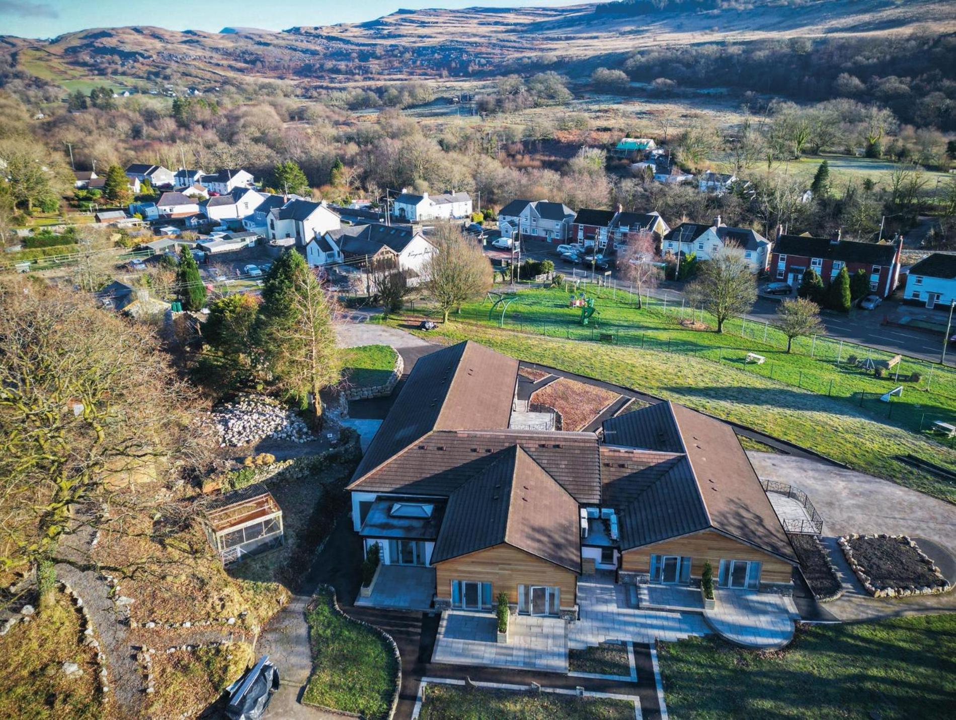 Suite 7 - Sleeping Giant Hotel - Pen Y Cae Inn Brecon Eksteriør billede